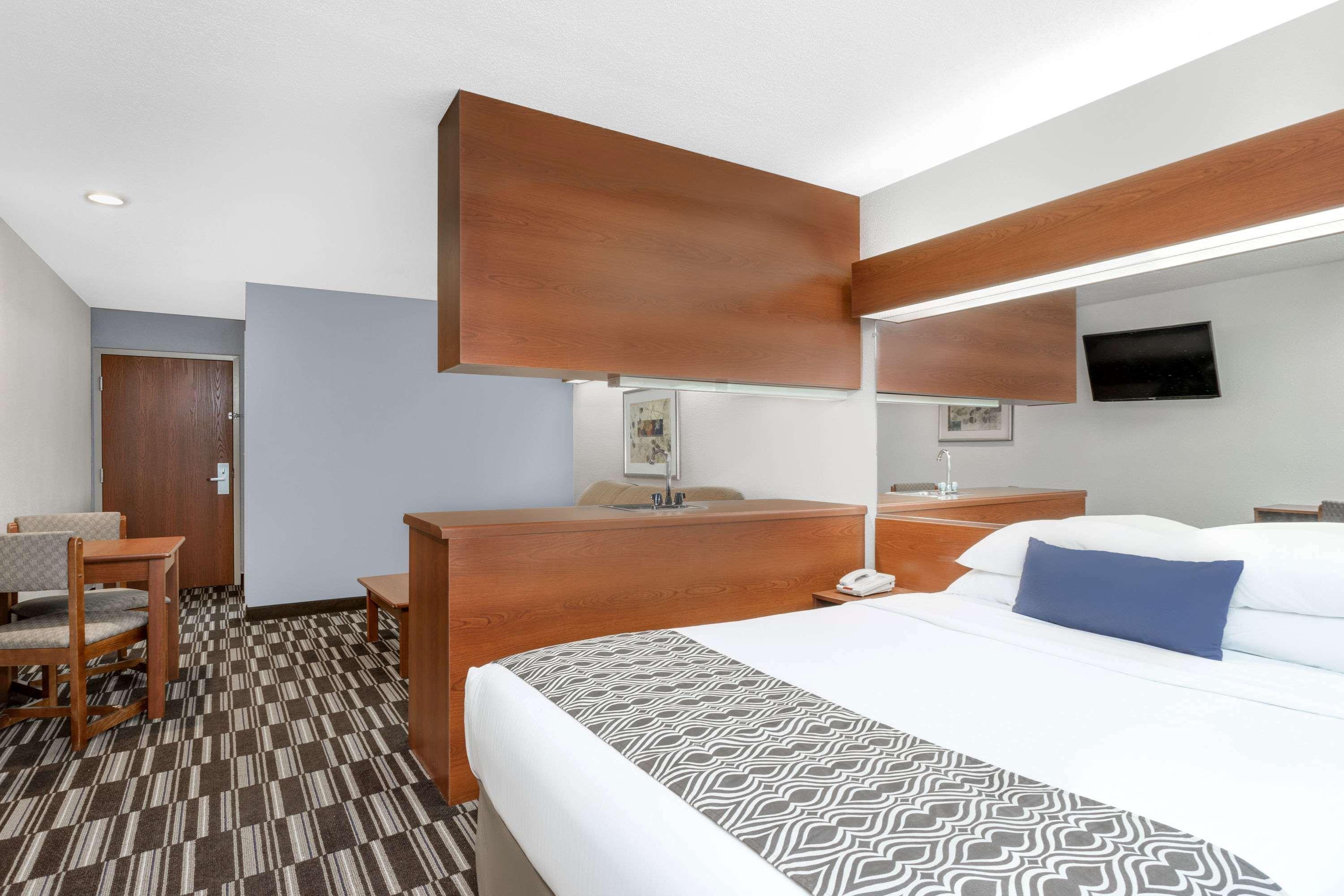 Microtel Inn & Suites By Wyndham Bremen Ngoại thất bức ảnh